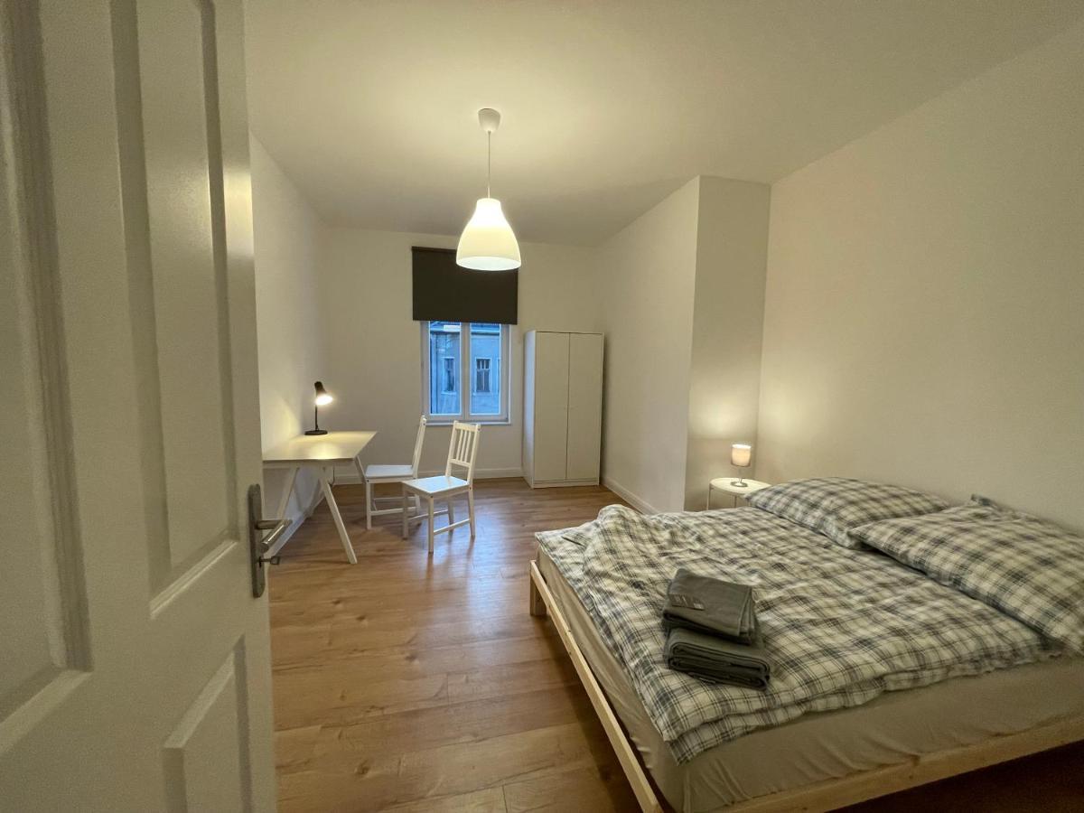 Boutique Hotel Pension Luisengruen Kueche 1Gbs Wlan Netflix Disney Magentatv Chemnitz Eksteriør billede
