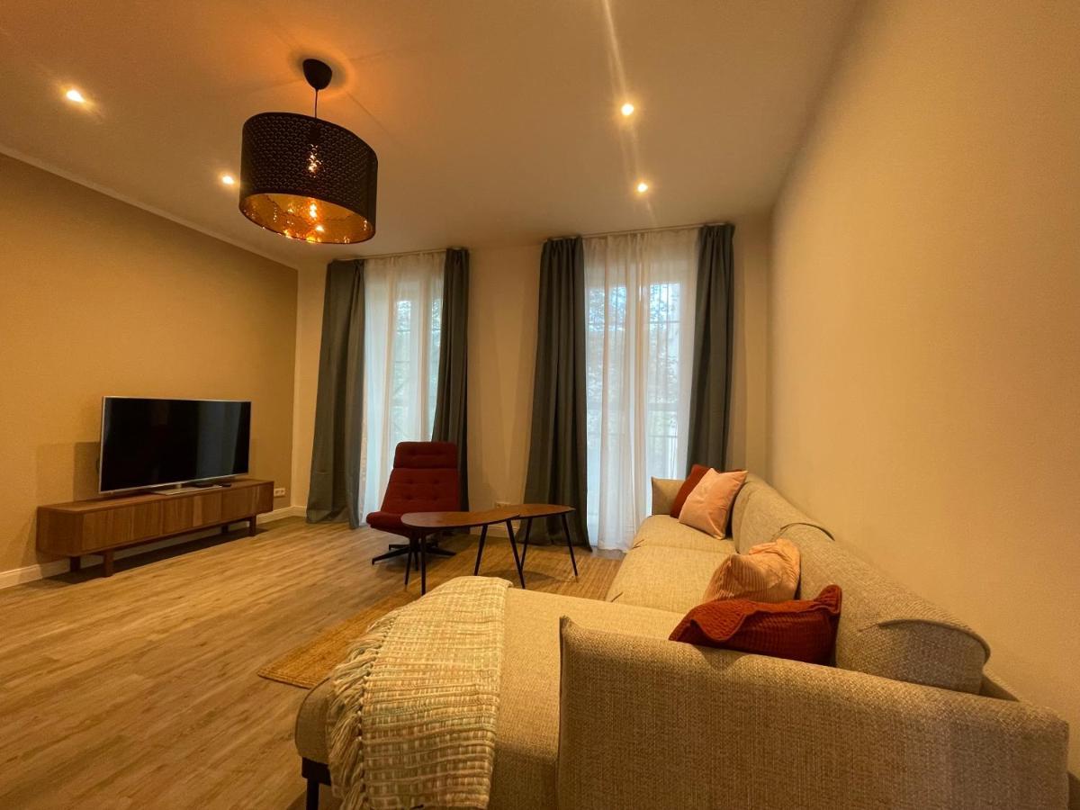 Boutique Hotel Pension Luisengruen Kueche 1Gbs Wlan Netflix Disney Magentatv Chemnitz Eksteriør billede