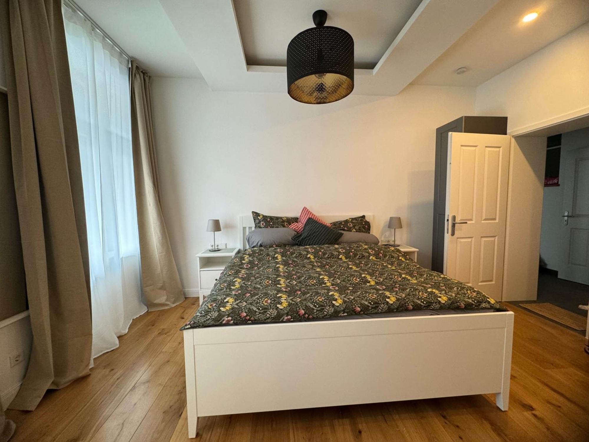Boutique Hotel Pension Luisengruen Kueche 1Gbs Wlan Netflix Disney Magentatv Chemnitz Eksteriør billede