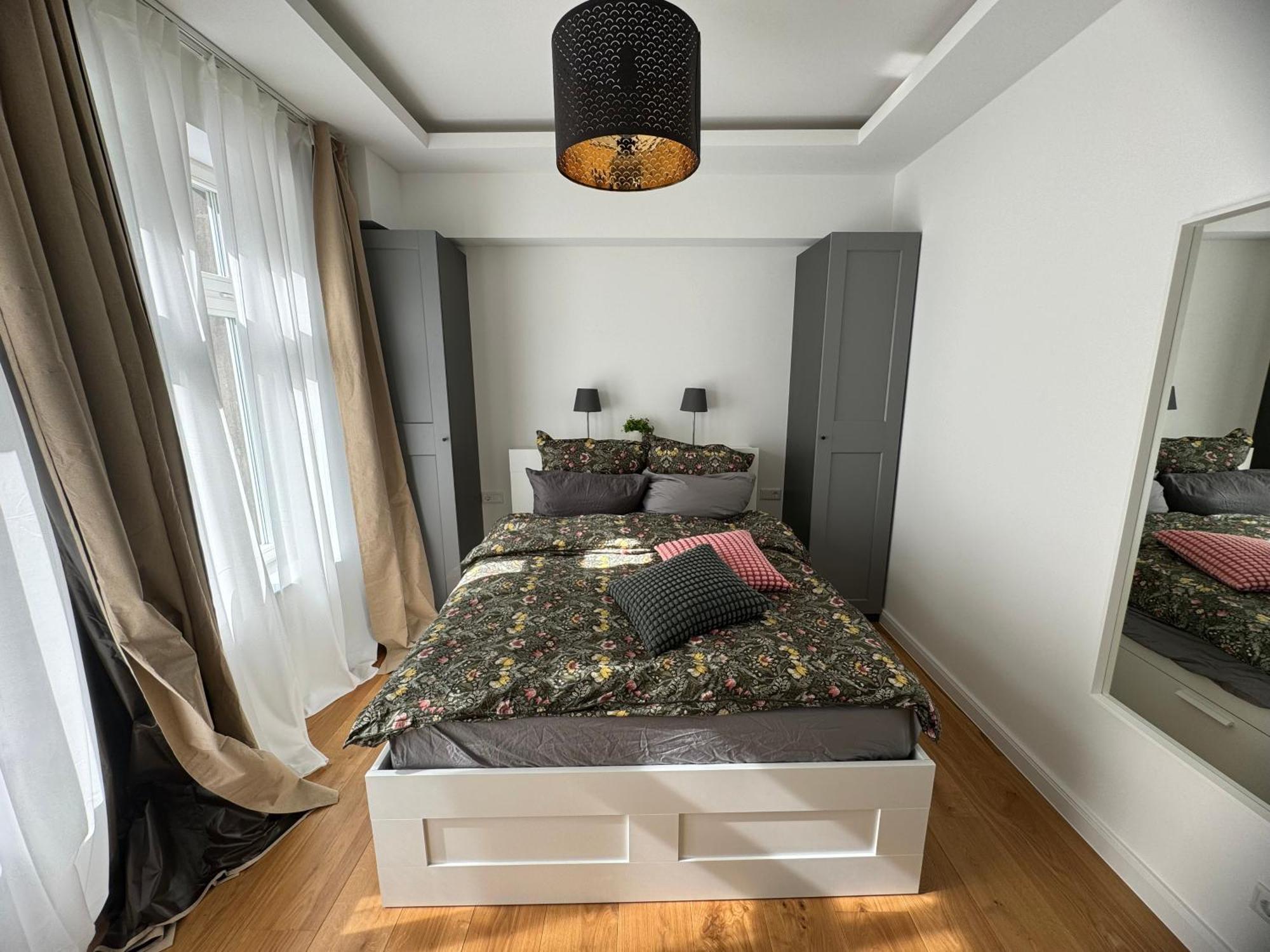 Boutique Hotel Pension Luisengruen Kueche 1Gbs Wlan Netflix Disney Magentatv Chemnitz Eksteriør billede